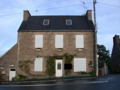 Maison, 8 rue des Plages (Trébeurden)