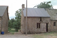 Alignement de maisons, la Haudelinais (Livré-sur-Changeon)