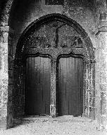 Portail, ancien prieuré de Lochrist an Izelvet (Plounévez-Lochrist)