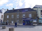 Immeuble, cours des Quais (Etel)