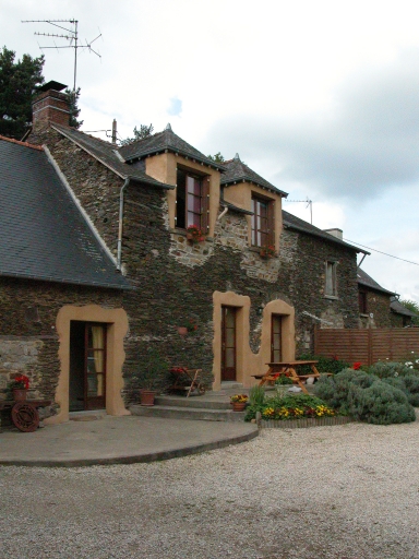 Ferme, actuellement maisons, la Chatterie (Acigné)