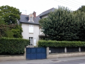 Ancienne fabrique de chaussures et de galoches Deriaux-Jankin, devenue Brosserie Maury, 52 et 54 rue de Lorient (Rennes)