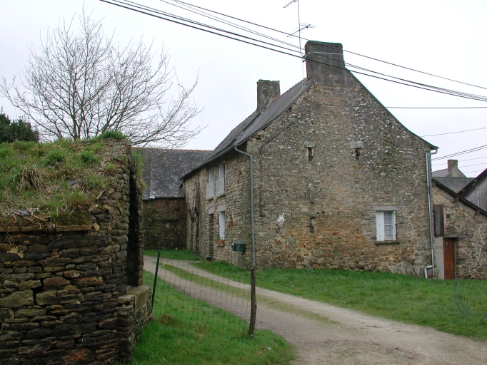 Maisons, la Chaperonnais (Dourdain)