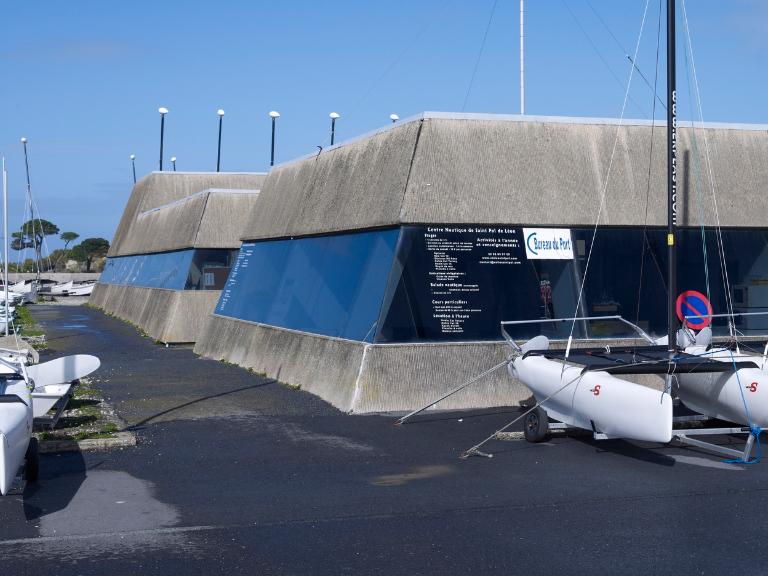 Centre nautique de la Groue, promenade de Penrath (Saint-Pol-de-Léon)