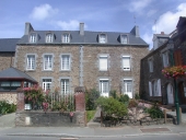 Maisons, 30, 32 rue Jacques Cartier (La Ville-ès-Nonais)