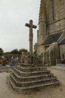 Les croix monumentales (Primelin)