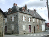 Maison, 7 rue Alexandre Martin ; 4 rue Jean-Louis Guérin (Livré-sur-Changeon)