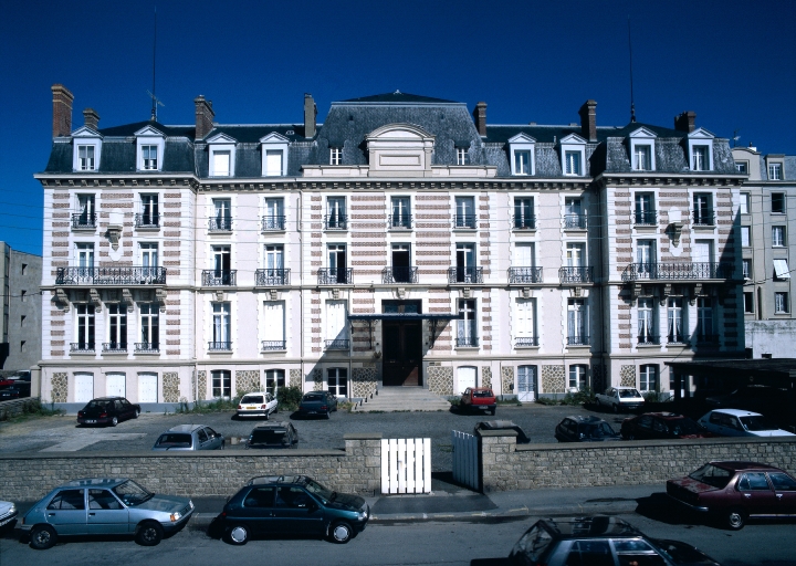 Hôtel de voyageurs dit Hôtel Franklin, 3 quai Duguay-Trouin (Saint-Malo)