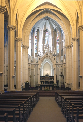 Ensemble du maître-autel : autel, tabernacle, exposition, baldaquin d'autel, 2 gradins d'autel, 3 degrés d'autel