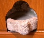 Paire de mesures à grains, actuellement bénitiers