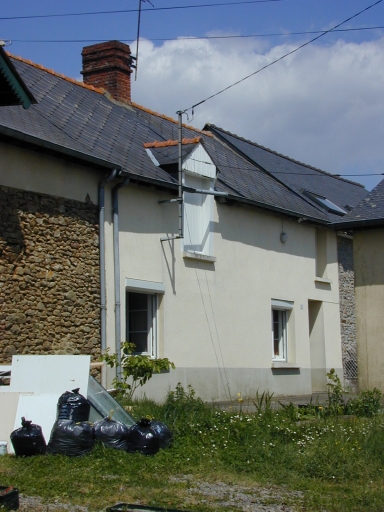 Maison, 4 rue des Cours Roulleaux (Feins)