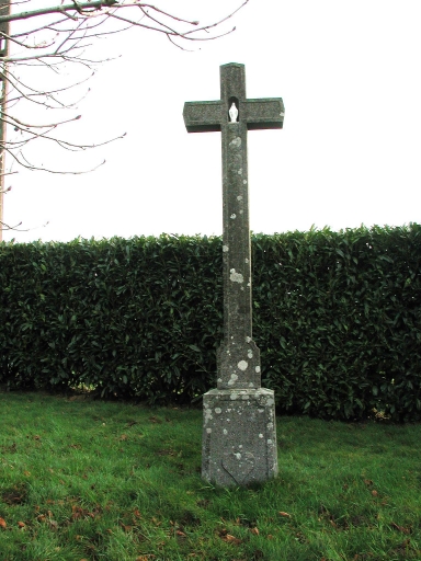 Croix de chemin de la famille Legendre, le Pont Melin (Bonnemain)