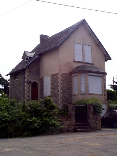 Maison de villégiature, 15 rue des Essarts (Saint-Briac-sur-Mer)