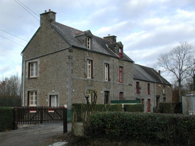 Ancienne ferme, les Grandes Maisons (Tressé fusionnée en Mesnil-Roc'h en 2019)