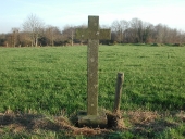 Croix de chemin dite croix de mission, la Roche Teblin (Lourmais)