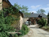 Alignement de maisons, le Champ Heulin (Breteil)