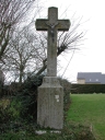 Croix de chemin, 8 rue du Capitaine F. Guérault (Etrelles)