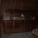 Meubles de sacristie : chasublier, 11 armoires, bureau, lambris de revêtement