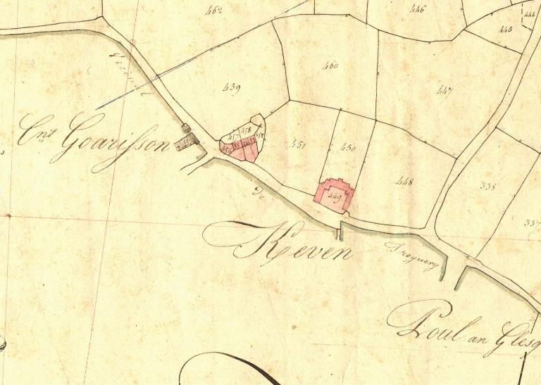 Ancien manoir, Keréven (Hengoat fusionnée en La Roche-Jaudy en 2019)