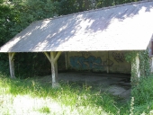 Lavoir communal, rue de Saint-Armel (Langouët)