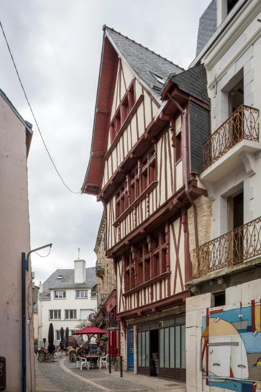 Maison, 8 rue Savary (Quimperlé)