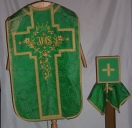 Ornement vert 2 : chasuble, bourse de corporal, voile de calice