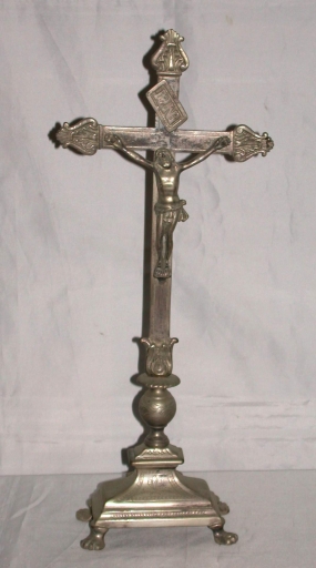 Croix d'autel 2