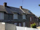 Ferme, 11 à 13 rue des Lilas (La Richardais)