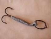 Outil de pêche : hameçon et leurre à morue