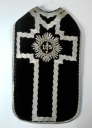 Ornement noir 2 : chasuble, bourse de corporal, étole, manipule, voile de calice (Guipry fusionnée en Guipry-Messac en 2016)