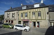 Ensemble de deux maisons, 5, 7 rue Saint-Patern ; place Sainte-Catherine (Vannes)