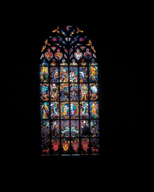 Verrière historiée de la baie 5 : La victoire de Gédéon sur les Madianites (?), basilique Notre-Dame-du-Roncier (Josselin)