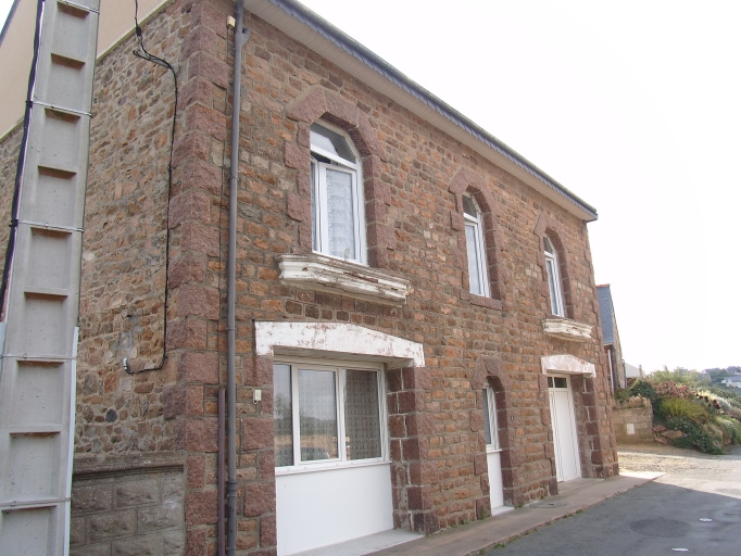 Ancien hôtel de voyageurs, Buguélès (Penvénan)