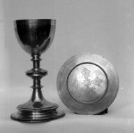 Calice, patène (1), église paroissiale Saint-Etienne (Val-d'Izé)