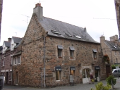 Maison, rue du Quai (Paimpol)