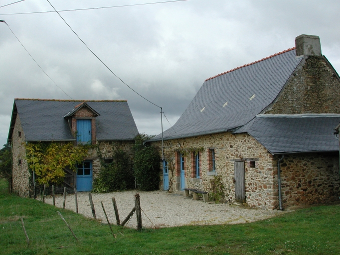 Ferme, actuellement maison, l'Ecoublère (Gennes-sur-Seiche)