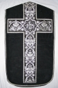 Ornement noir 2 : chasuble, voile de calice, manipule, étole et bourse de corporal