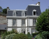 Maison d'armateur et de négociant dite Ty Mad, 12, 14 quai des Terre-Neuvas, Dahouët (Pléneuf-Val-André)