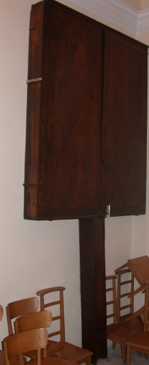 Armoire à bannières