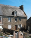 Maisons, 9-11 place du Tertre (Saint-Pierre-de-Plesguen fusionnée en Mesnil-Roc'h en 2019)