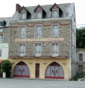 Hôtel de voyageurs des pierres Sonnantes, le Port (Saint-Cast-le-Guildo)