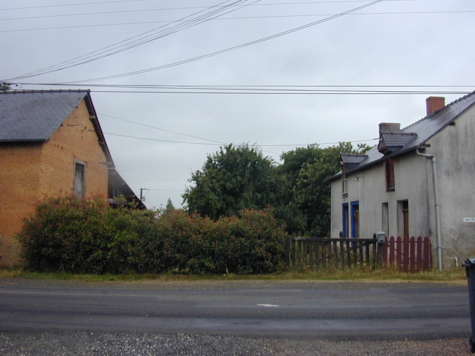 Alignement de deux maisons, l'Oliverie (Mouazé)