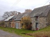 Alignement de logis, Pimeule (Sixt-sur-Aff)