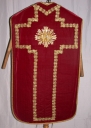 Ornement rouge 1 : chasuble