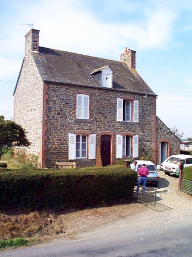 Maison, 17 rue des Marais, le Bas Bourg (Roz-Landrieux)