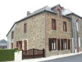 Maison à boutique, 4 rue de Châteaubriand (Guipel)