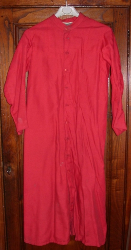 Ensemble de soutanes d'enfant de choeur