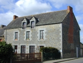 Maison, rue Emile Rouxin (Meillac)