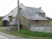 Ferme, actuellement maison, Launay Thual (Pleugueneuc)