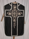 Ornement noir 2 : chasuble